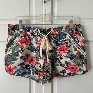 EUC tropical shorts